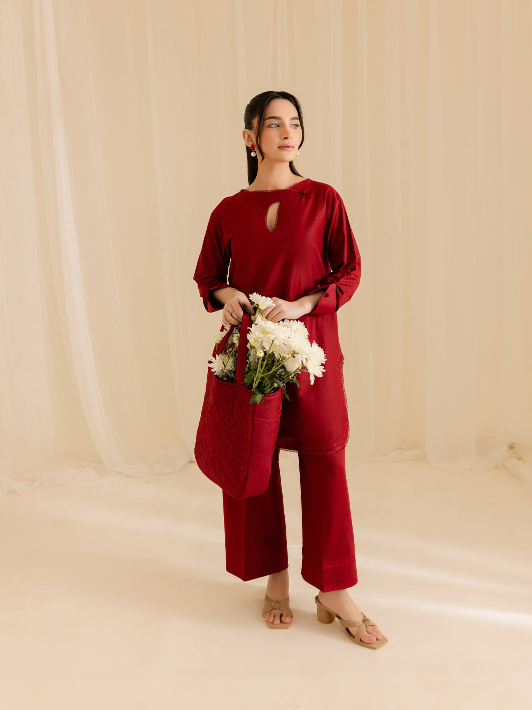 Mahnur | Petal Whispers Lawn Pret | Roselle