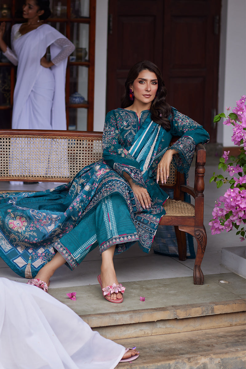 Gulaal | Saffira Lawn 25 | Camila