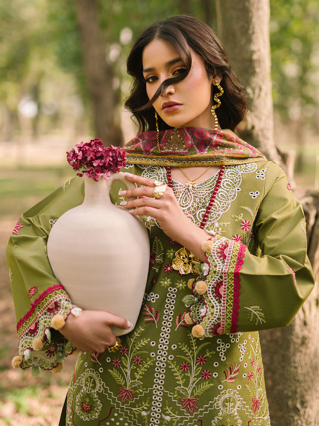 Mahnur | Dahlia Luxury Lawn 25 | Saage