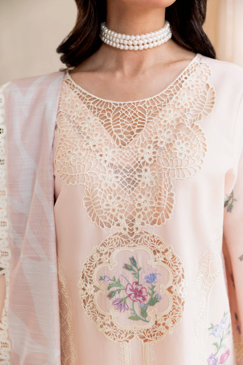 Manara | Mgrolia Garden 25 | CELINE