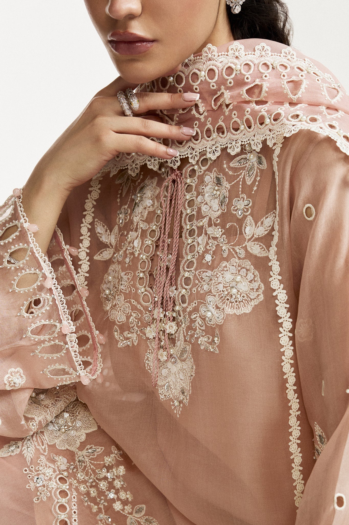 Elan | Vital Ornee | FLEUR DE ROSÉ (EV-21358)