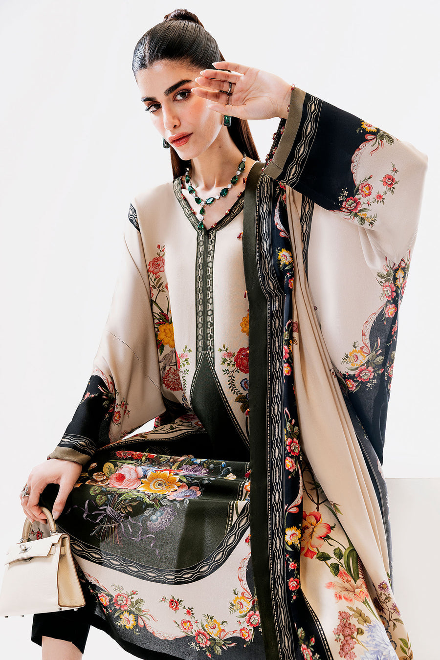 Elan | Auree Pret | VIVIENNE (EV-21393)