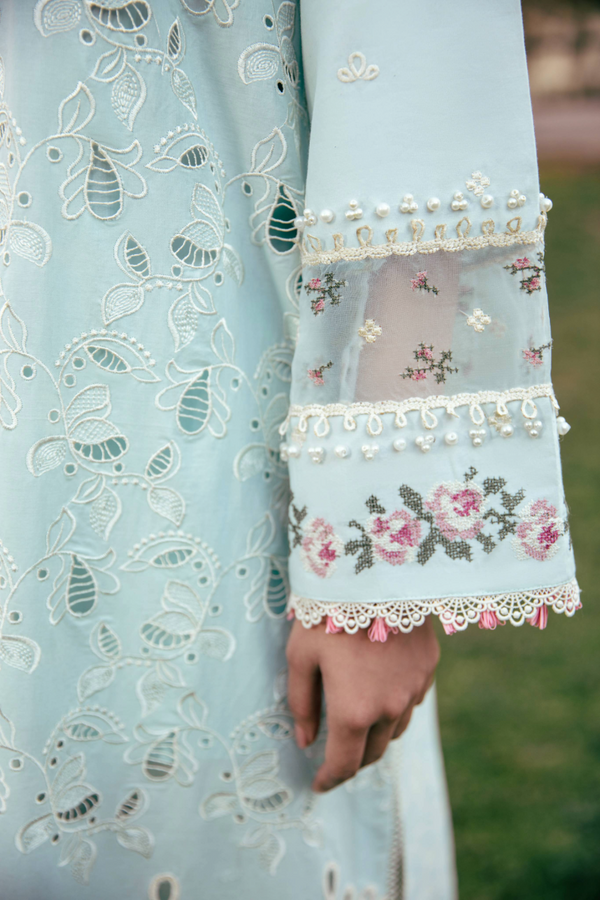 Manara | Vintage Flora 25 | SERENA