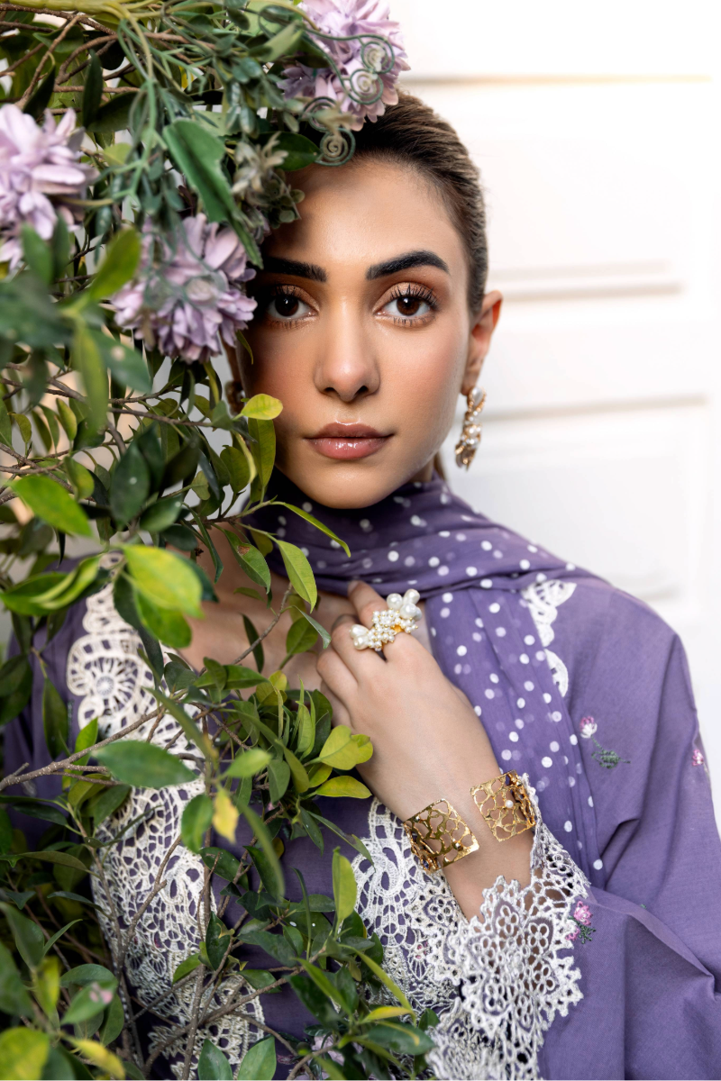 Manara | Mgrolia Garden 25 | ORCHID