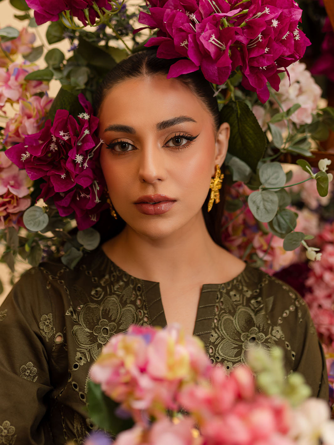 Mahnur | Twilight Luxury Lawn 25 | VALERIA