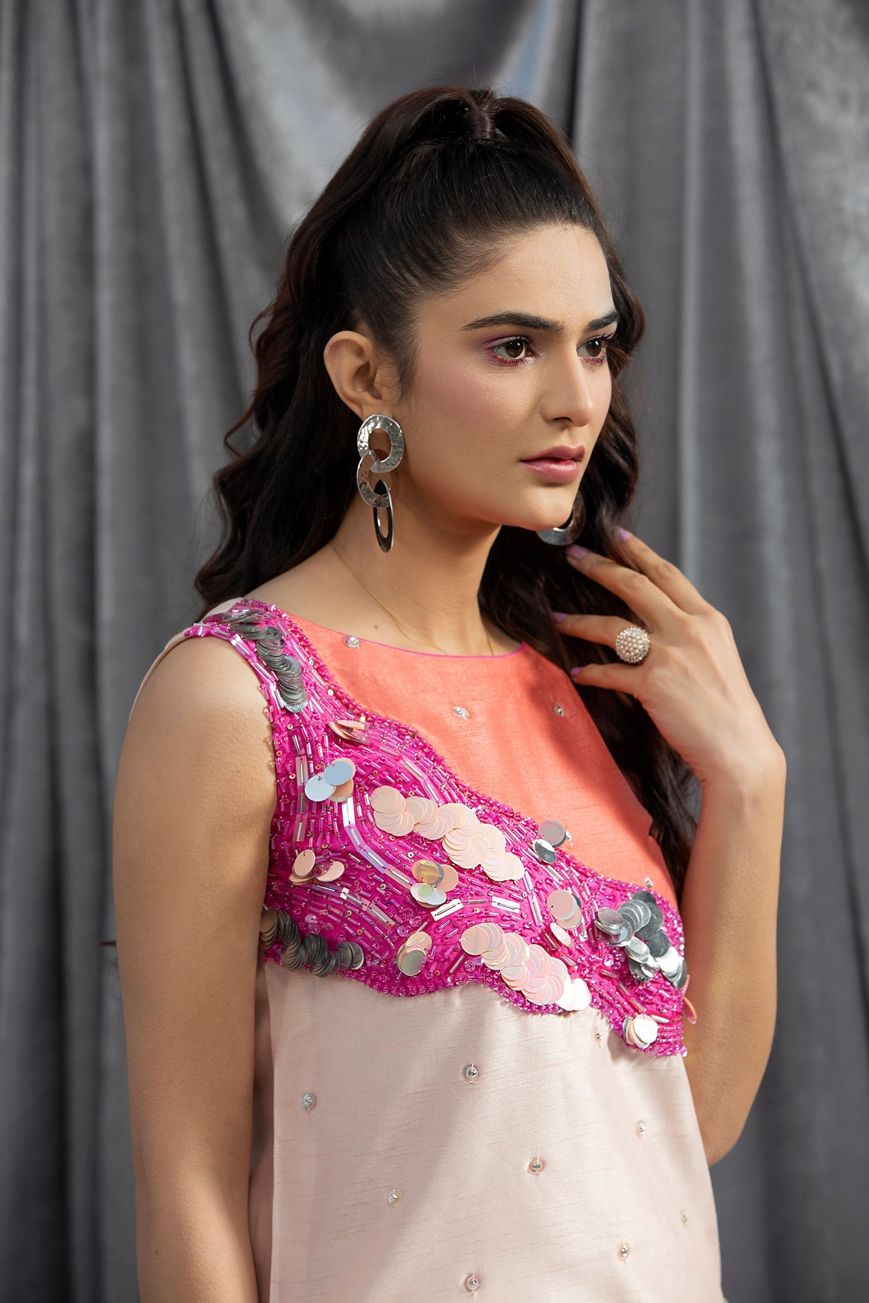 Hana | Viridity Ready to Wear | Carnation-VRT-003