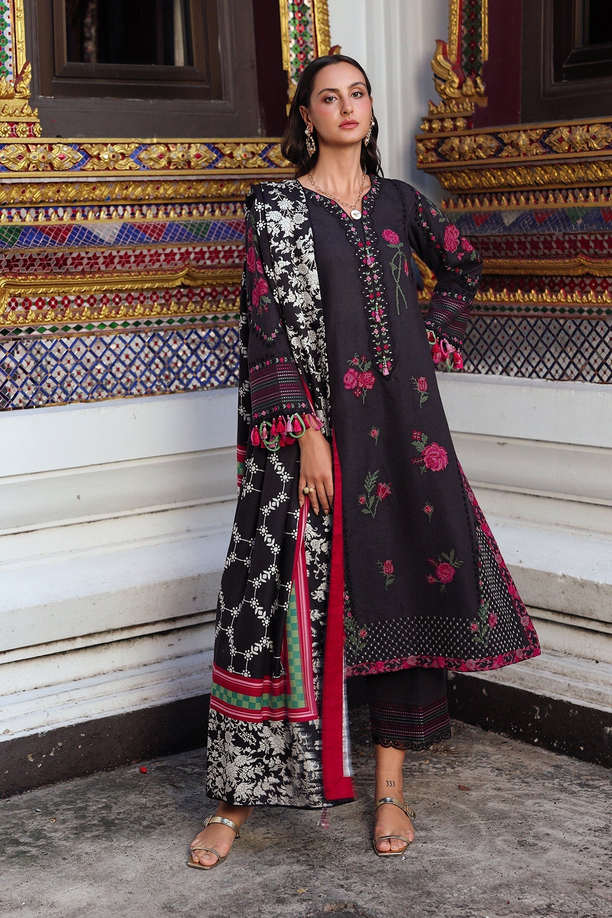 Charizma | Poshima Winters 25 |  3-pc Unstitched Wool Shawl Collection PSW5-05