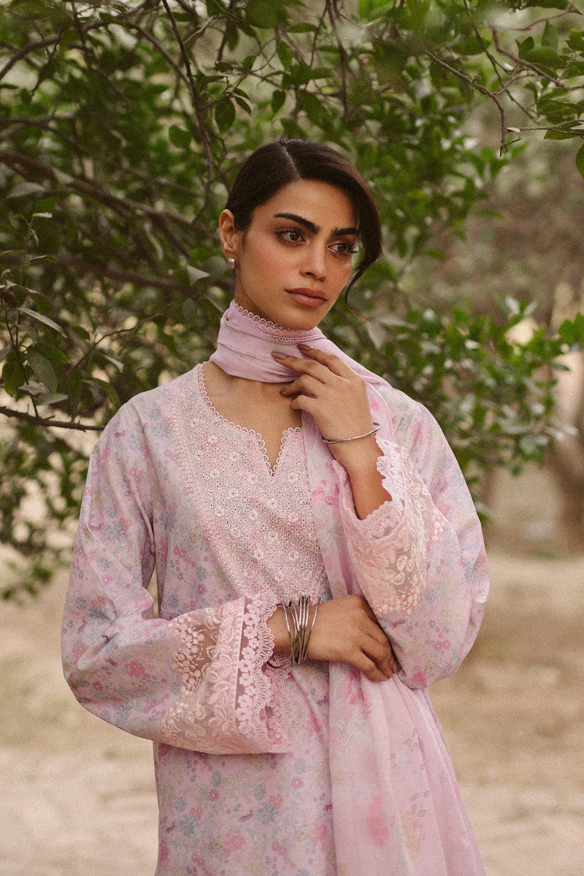 Ayzel | The Bare Minimum | Selis