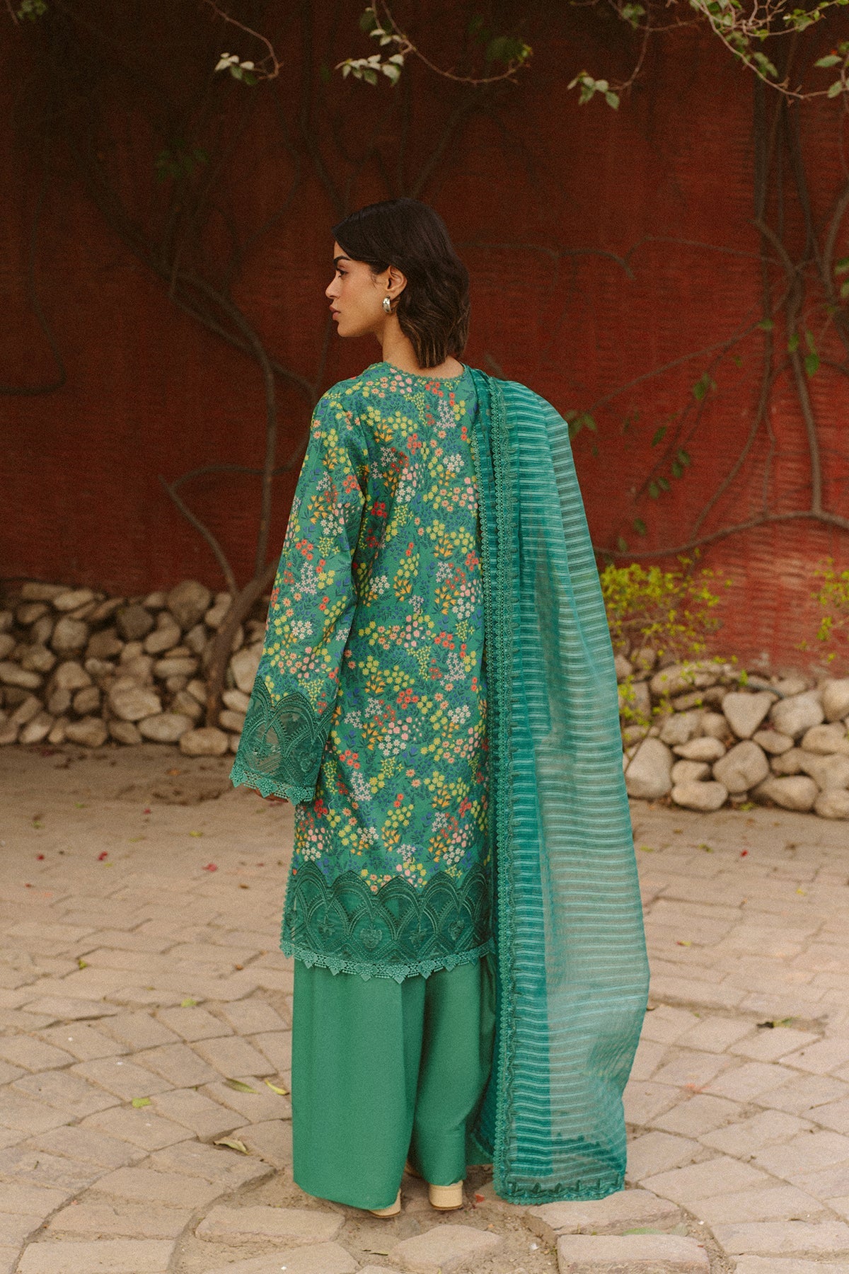 Ayzel | The Bare Minimum | Sanya