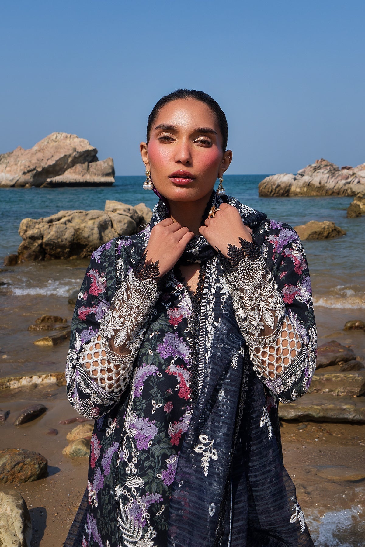 Afrozeh | Endless Summer | Velour