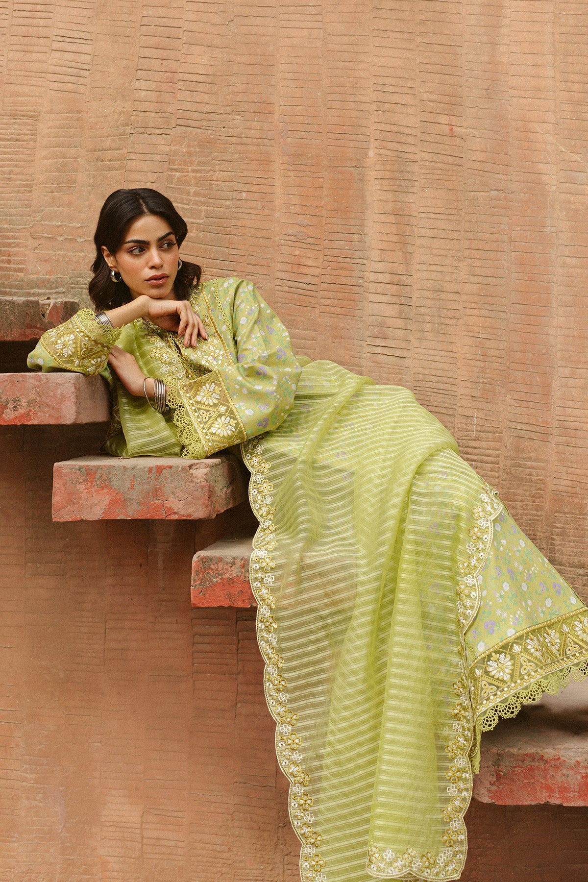 Ayzel | The Bare Minimum | Verda