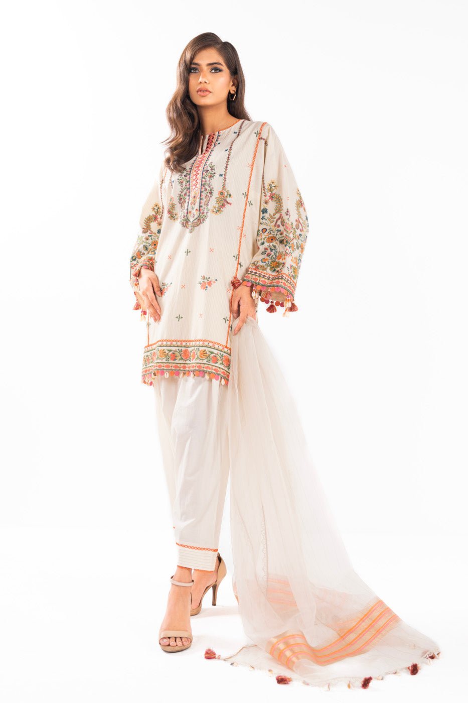 Alkaram | Luxury Lawn 24 | EC-03-24