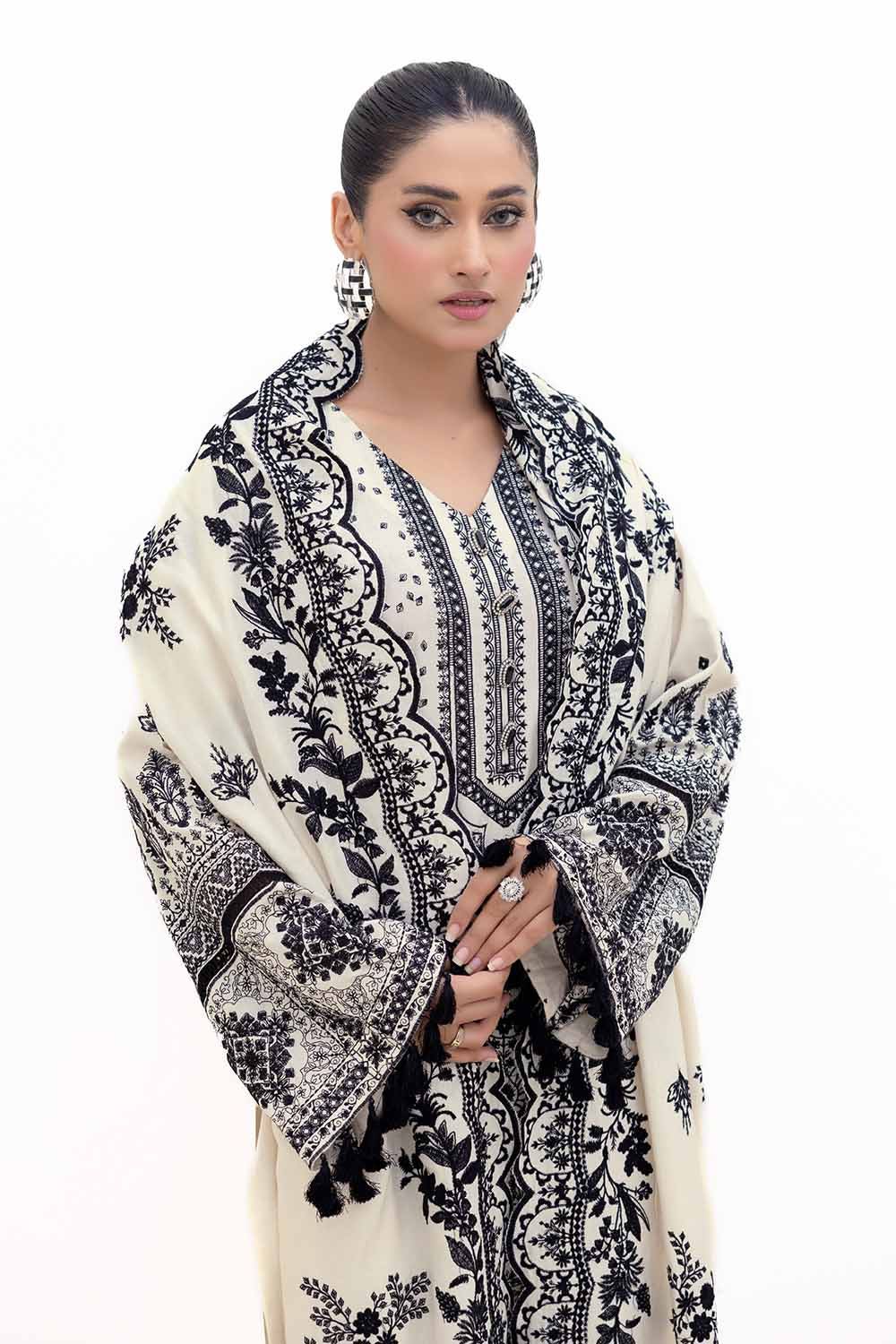 Gul Ahmed | Winter Collection 24 | Acrylic Dupatta AP-42006