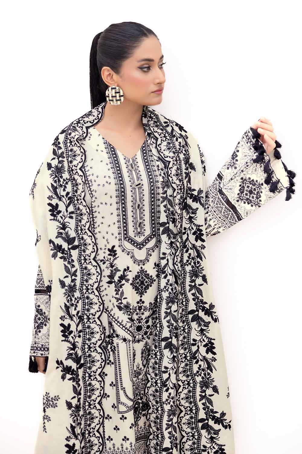 Gul Ahmed | Winter Collection 24 | Acrylic Dupatta AP-42006