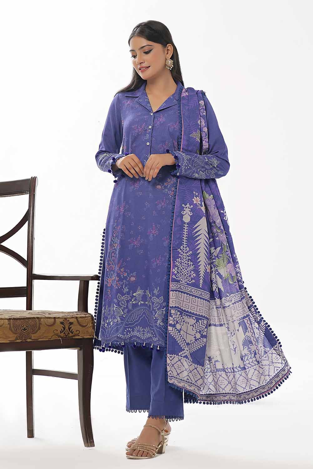 Gul Ahmed | Winter Collection 24 | Karandi Suit AY-42001