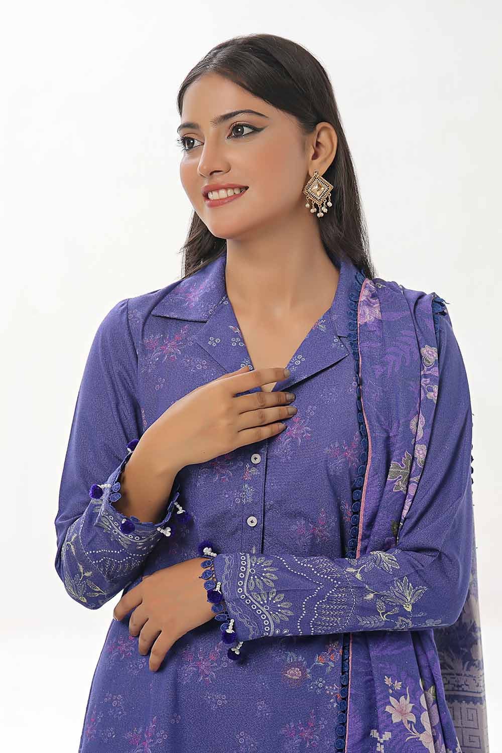 Gul Ahmed | Winter Collection 24 | Karandi Suit AY-42001