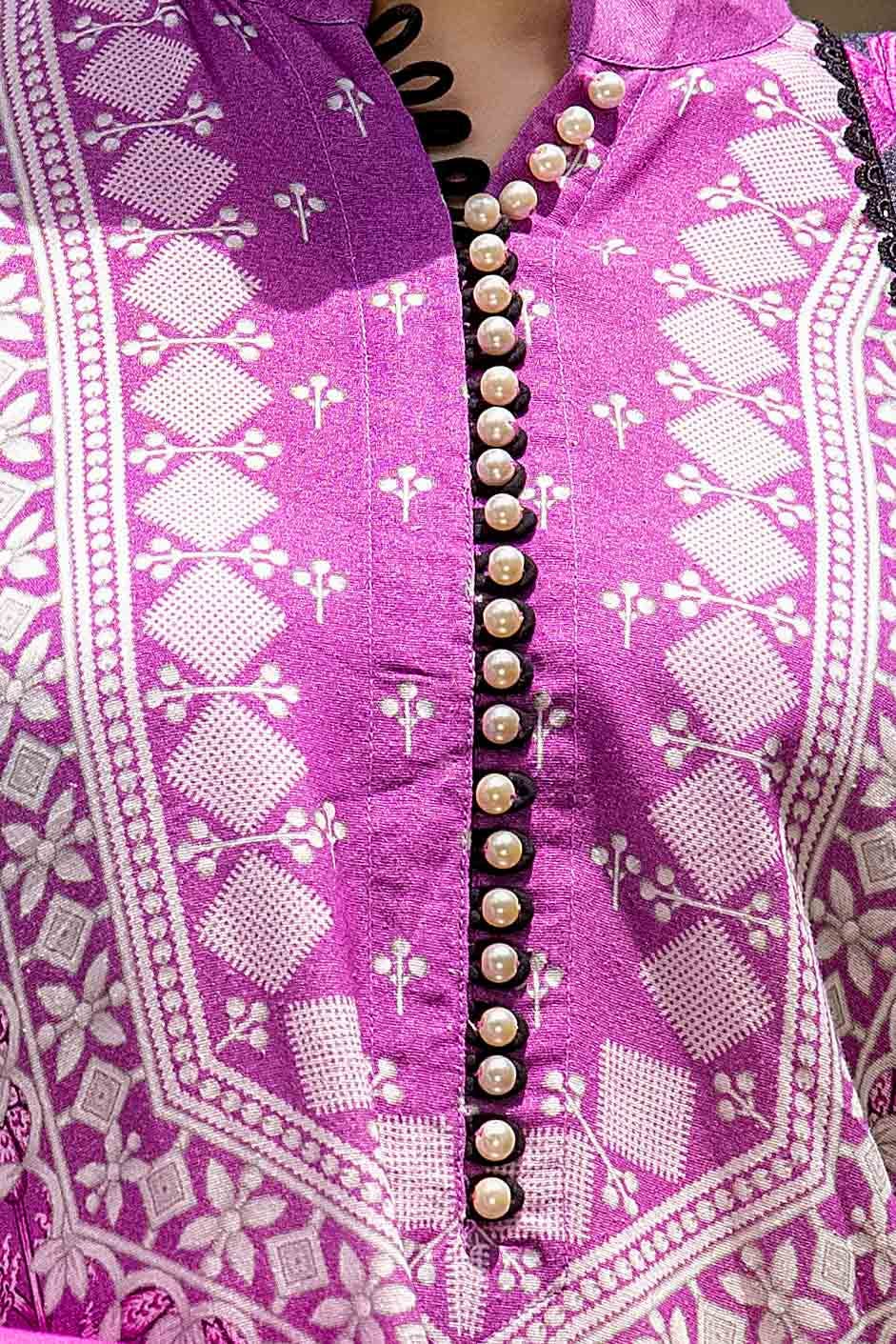 Gul Ahmed | Winter Collection 24 | Karandi Suit AY-42002