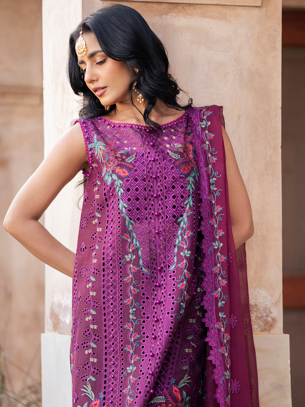 Binilyas | Dilbaro Embroidered Festive Lawn 24 | 405-B