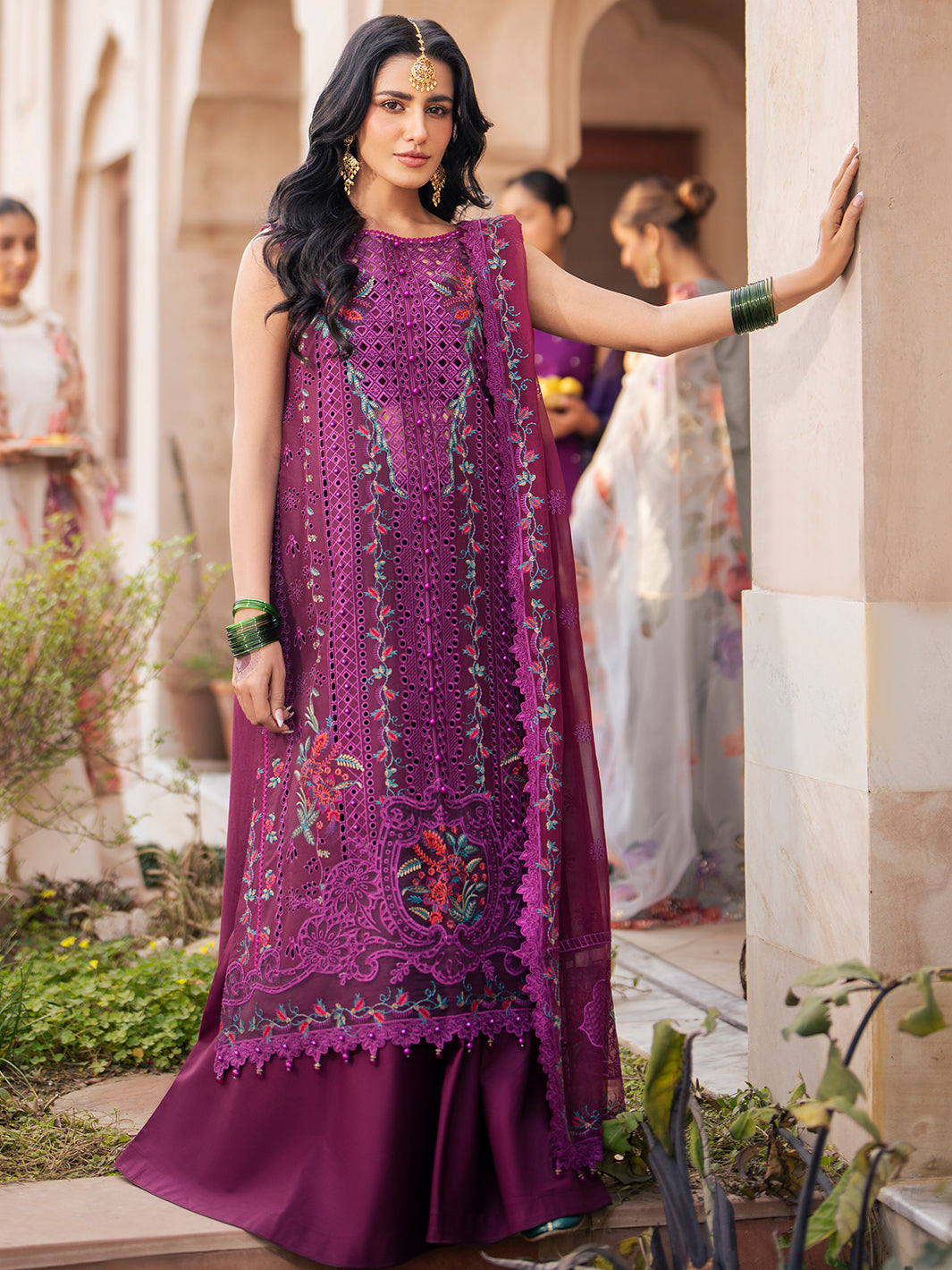Binilyas | Dilbaro Embroidered Festive Lawn 24 | 405-B