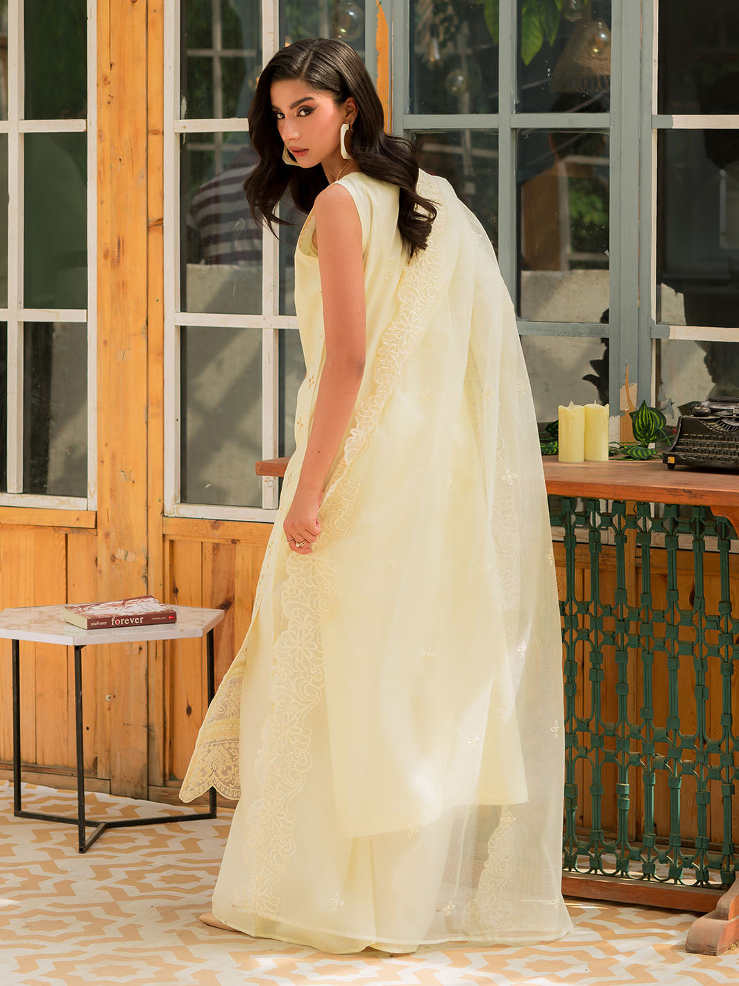 Mahnur | Bella Lawn 24 | BL - 09