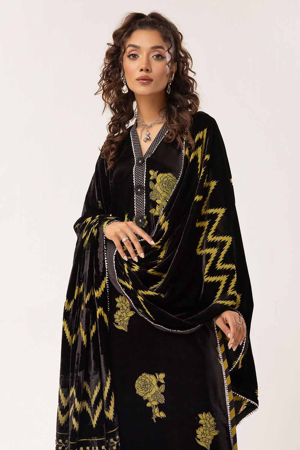 Gul Ahmed | Winter Collection 24 | Diamanties Burnout Velvet Dupatta BVL-42001