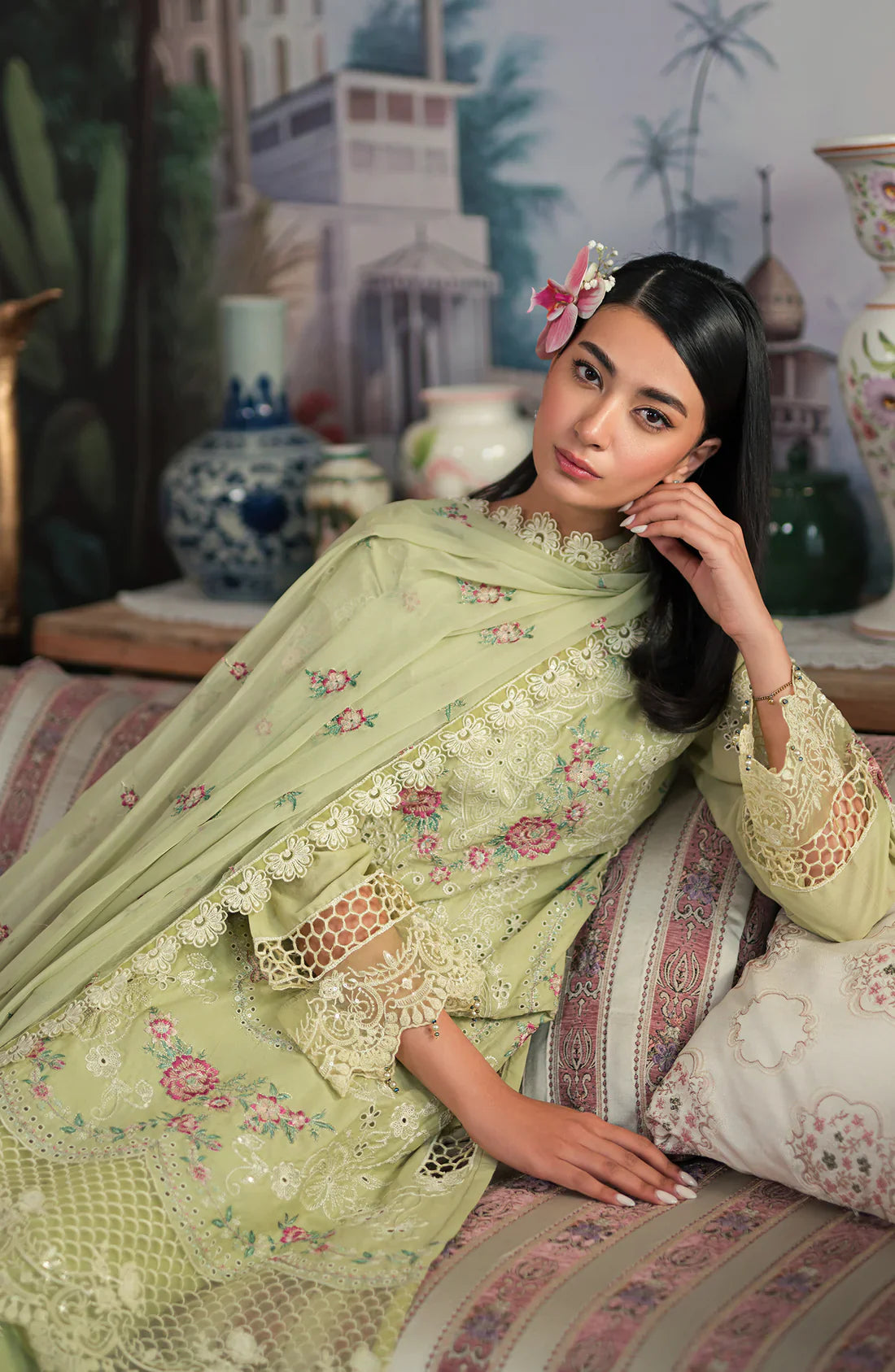 Emaan Adeel | Ayra Luxury Lawn 24 | AR-02