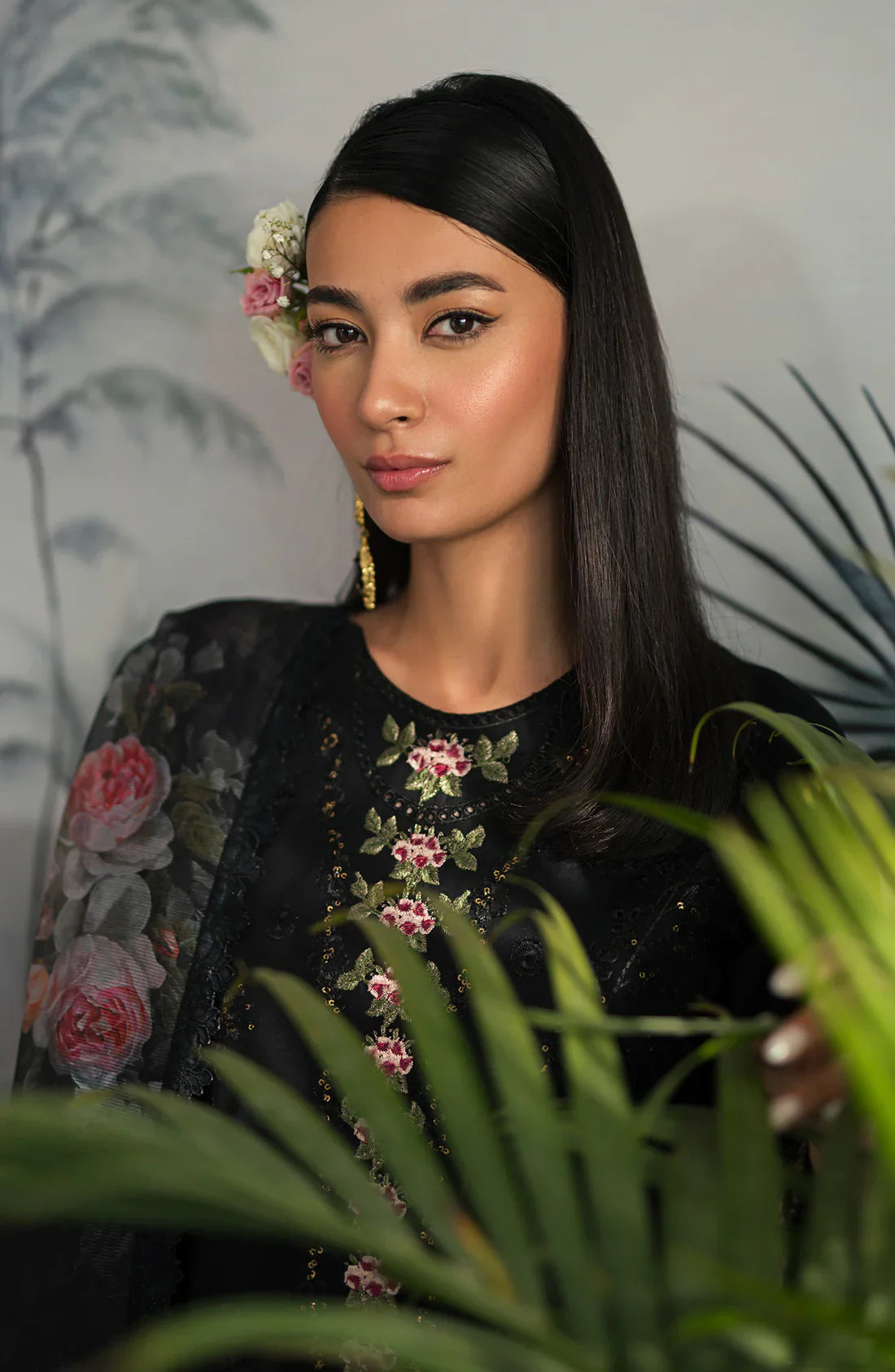 Emaan Adeel | Ayra Luxury Lawn 24 | AR-05