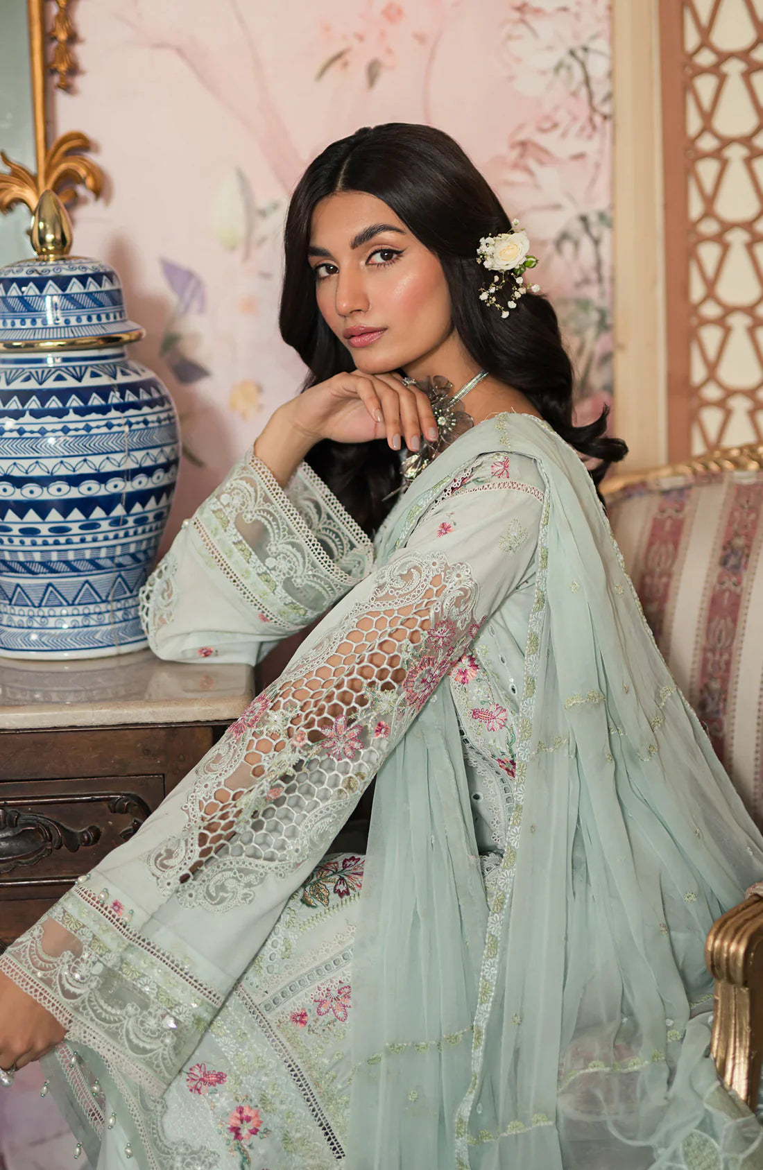 Emaan Adeel | Ayra Luxury Lawn 24 | AR-07