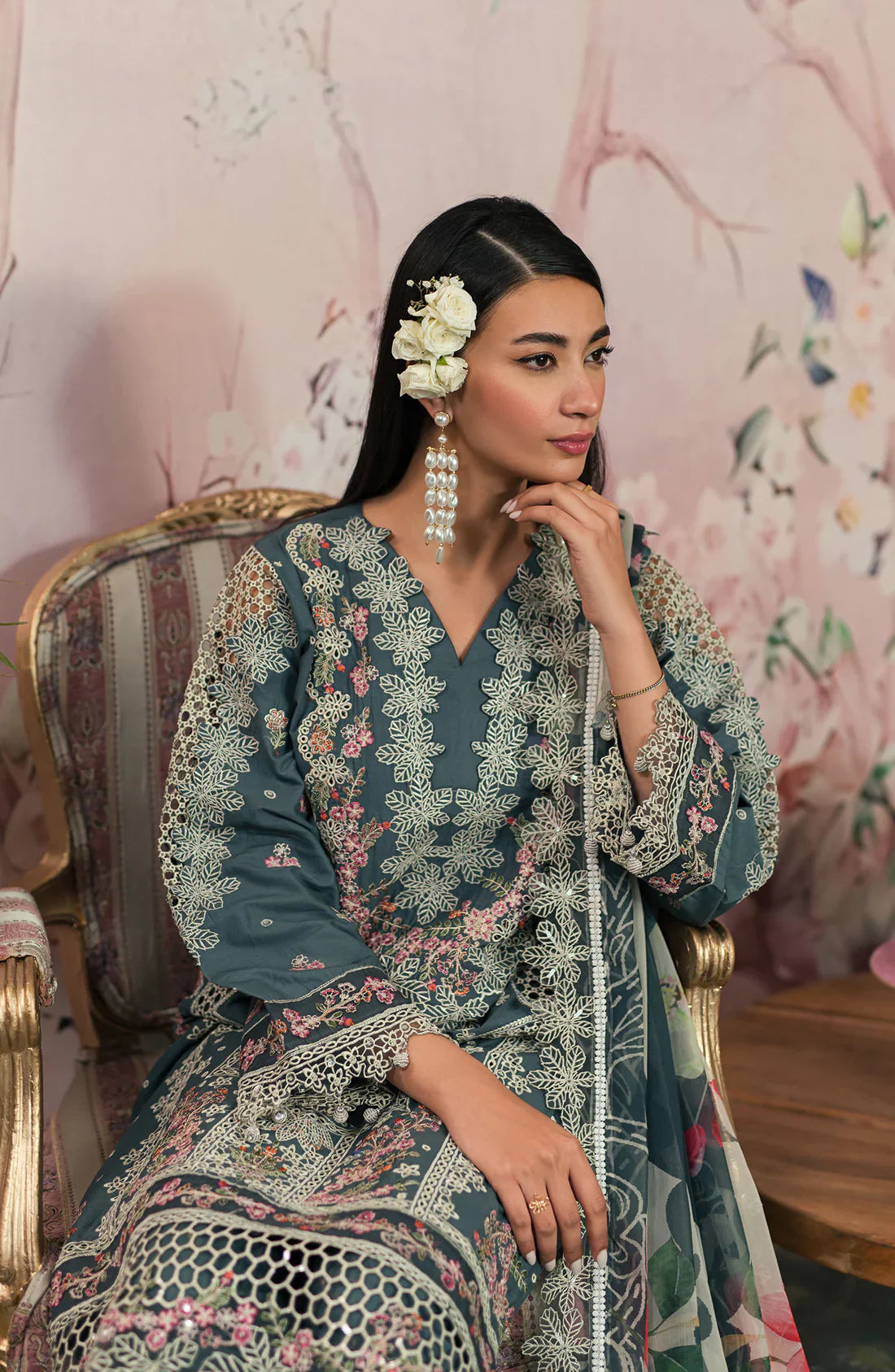 Emaan Adeel | Ayra Luxury Lawn 24 | AR-09