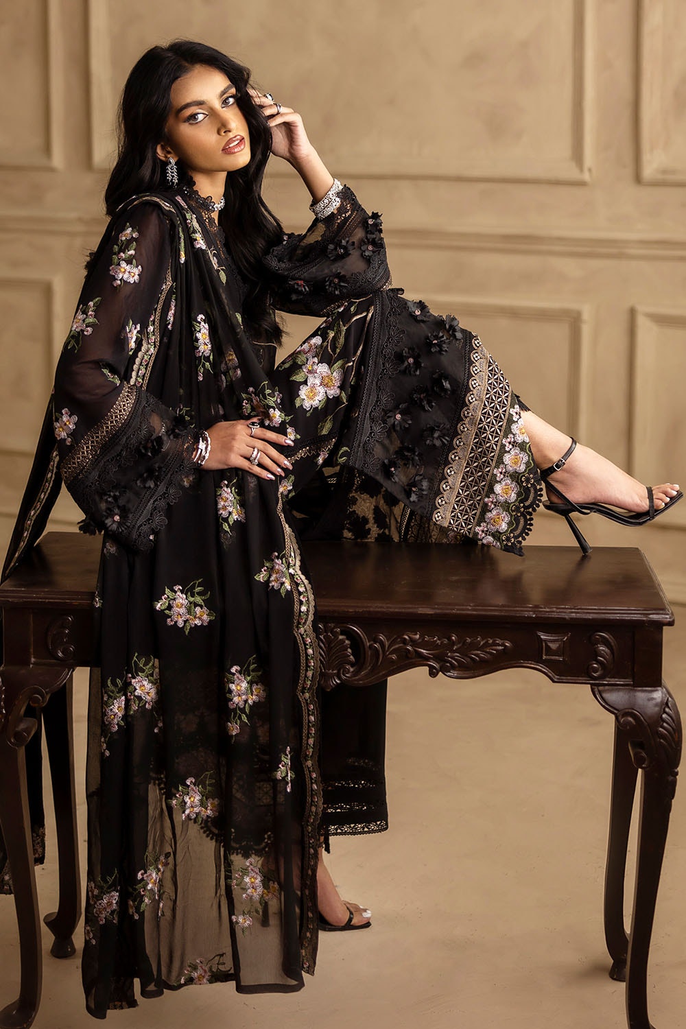 Gul Ahmed | Festive Eid 25 | LSV-52008