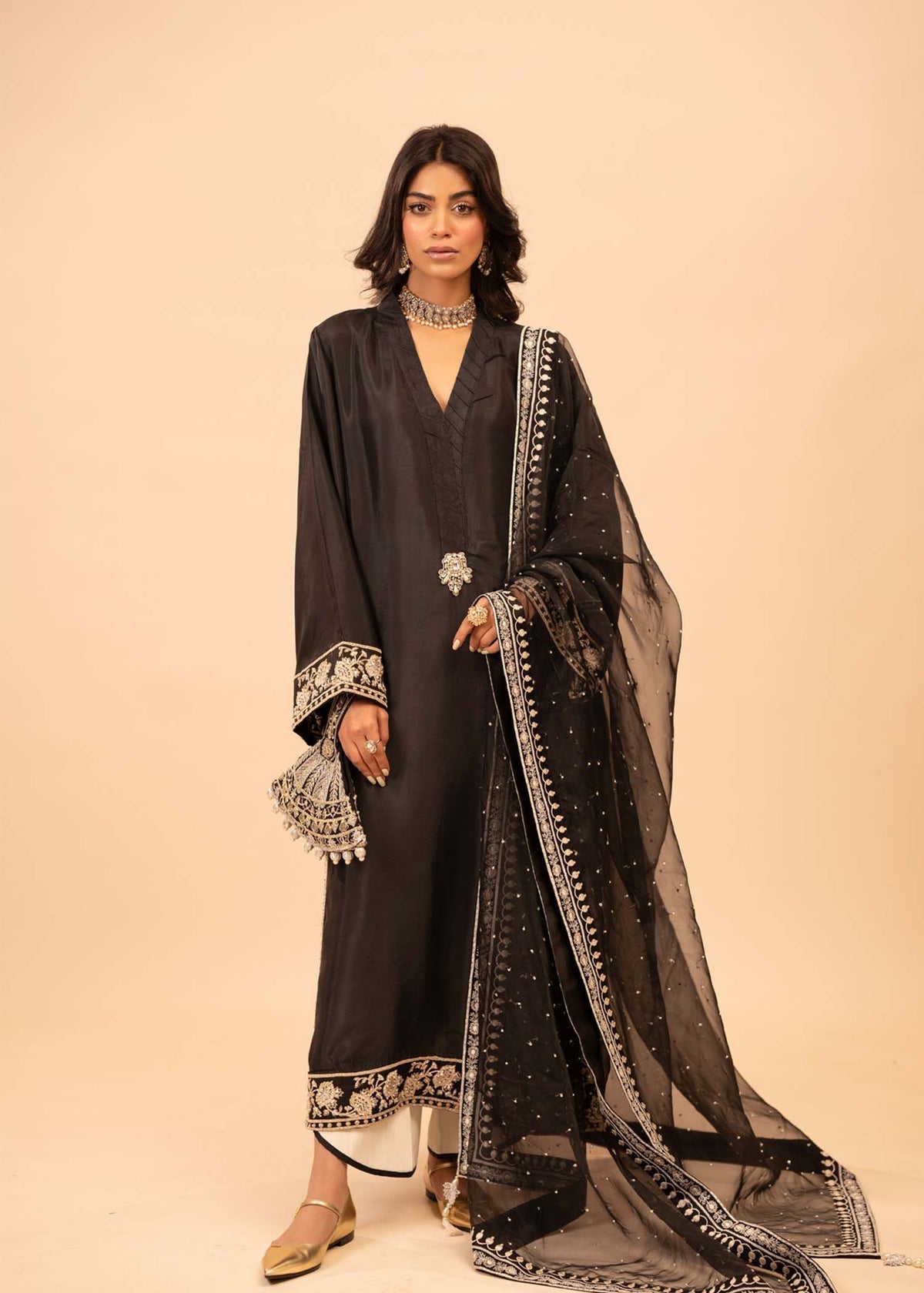 Mahgul | Emerald Hill Formals | Ebony Hill