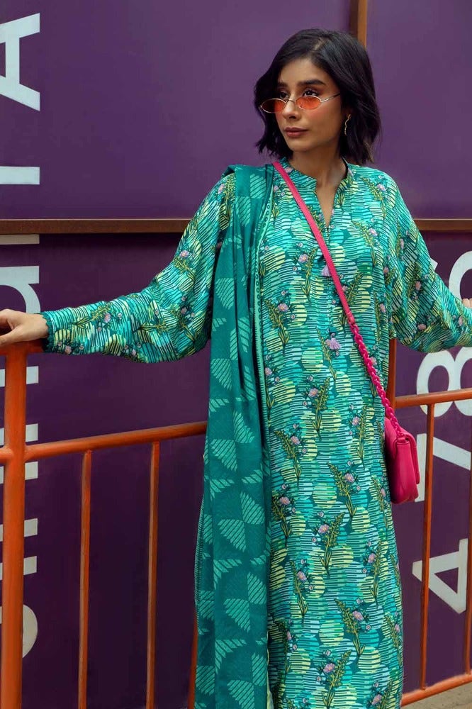 Gul Ahmed | Winter Collection 24 | Suit LT-32009 A