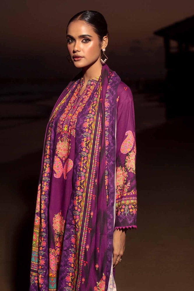 Gul Ahmed | Winter Collection 24 | Suit CV-32006