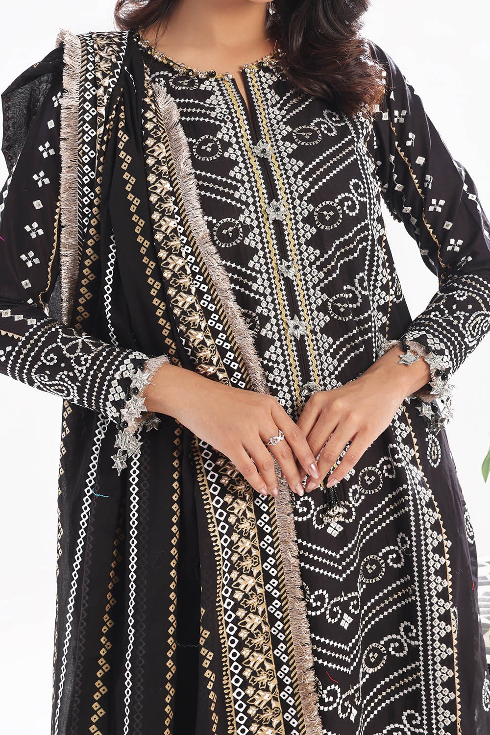 Gul Ahmed | Chunri Lawn 25 | CL-52407