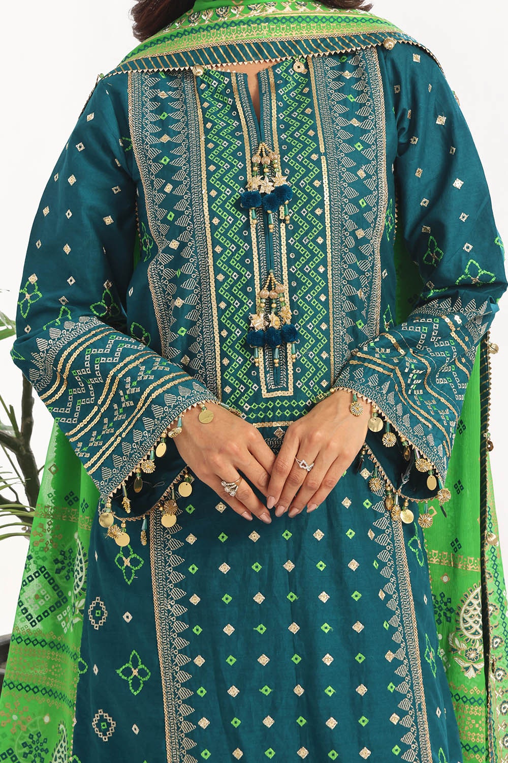 Gul Ahmed | Chunri Lawn 25 | BM-52025