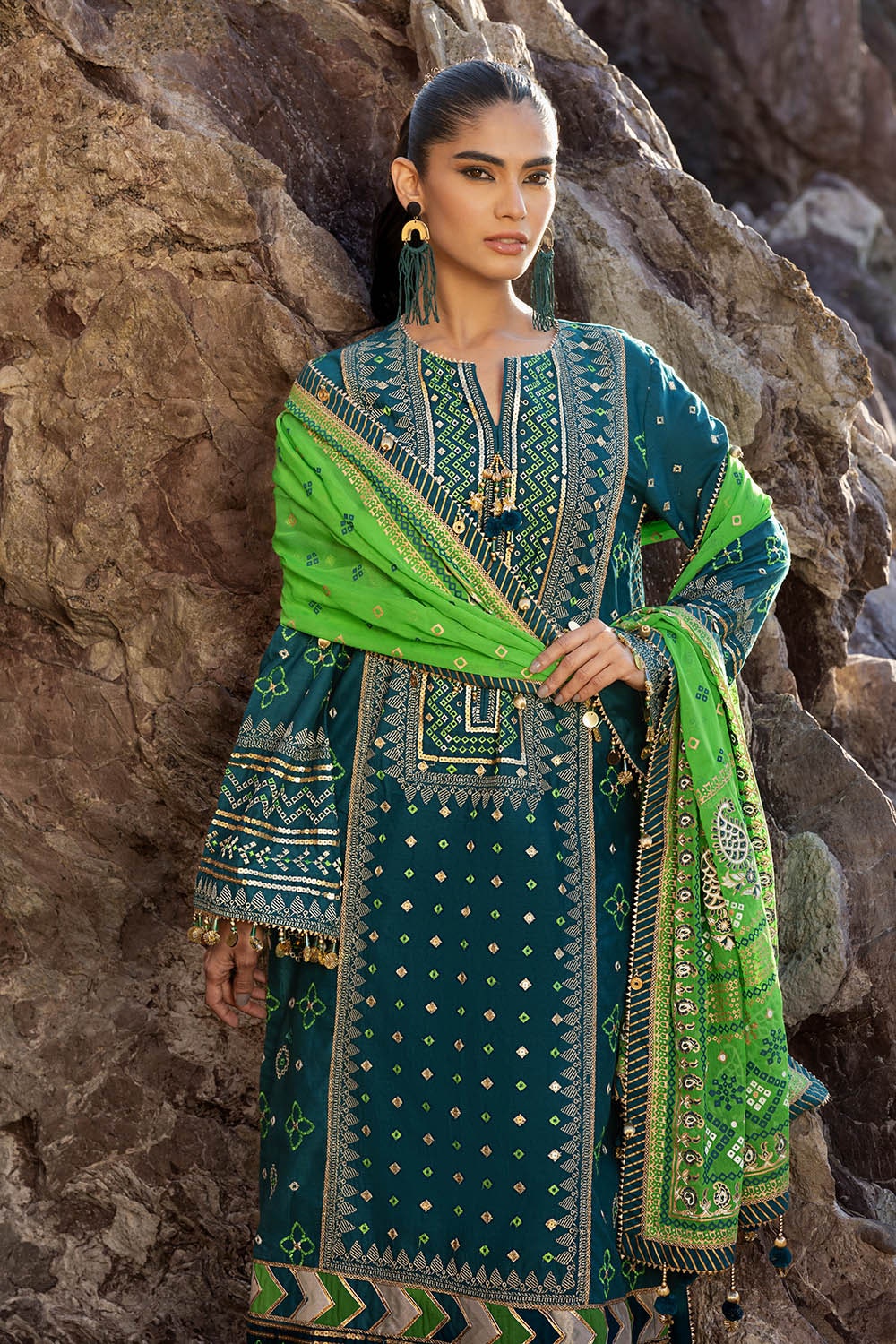 Gul Ahmed | Chunri Lawn 25 | BM-52025