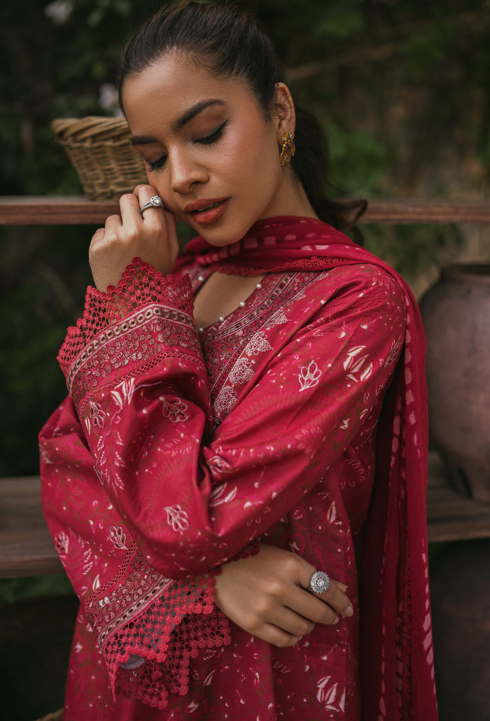 Humdum | Gardenia Lawn | D06