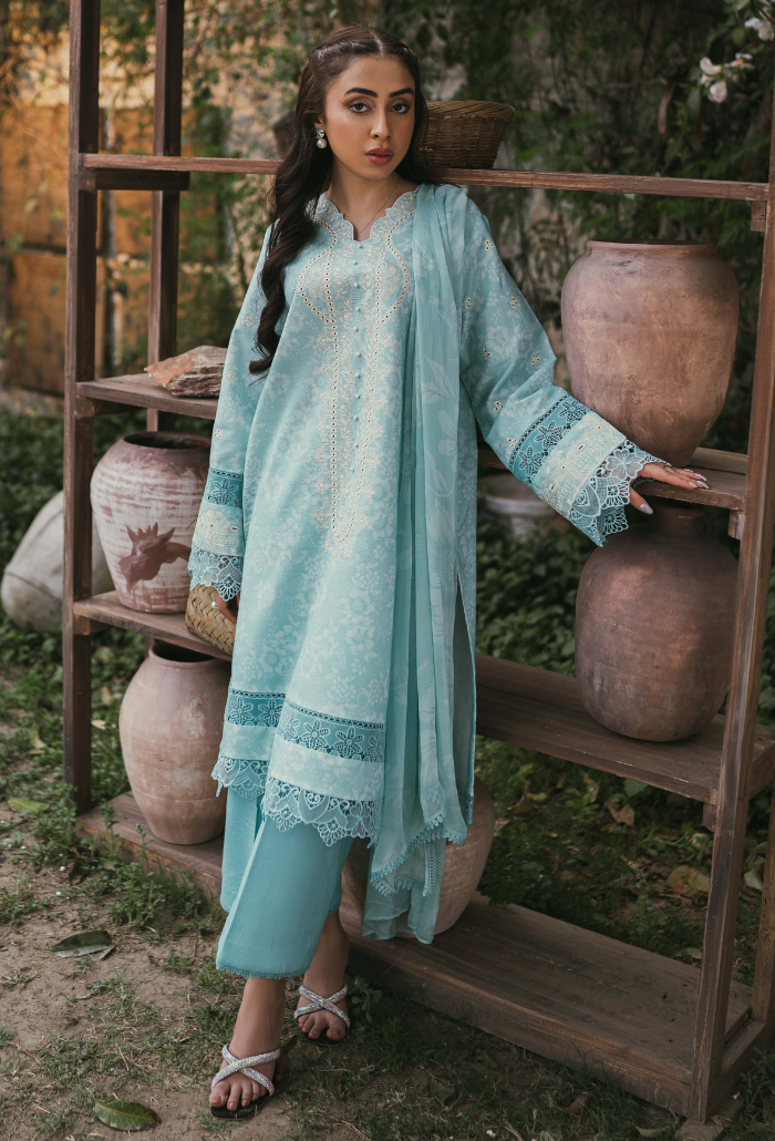 Humdum | Gardenia Lawn | D07