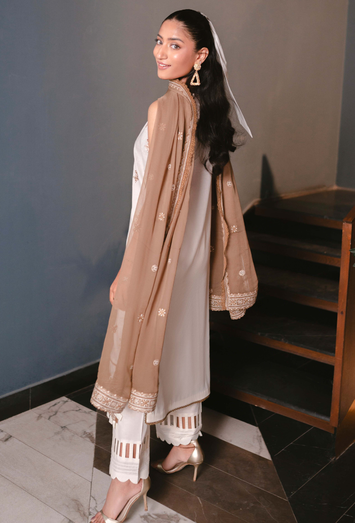 Humdum | Meraki Lawn 24 | d02