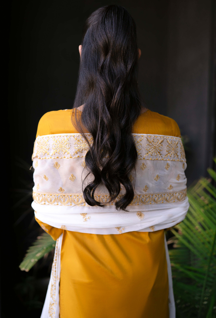 Humdum | Meraki Lawn 24 | d04