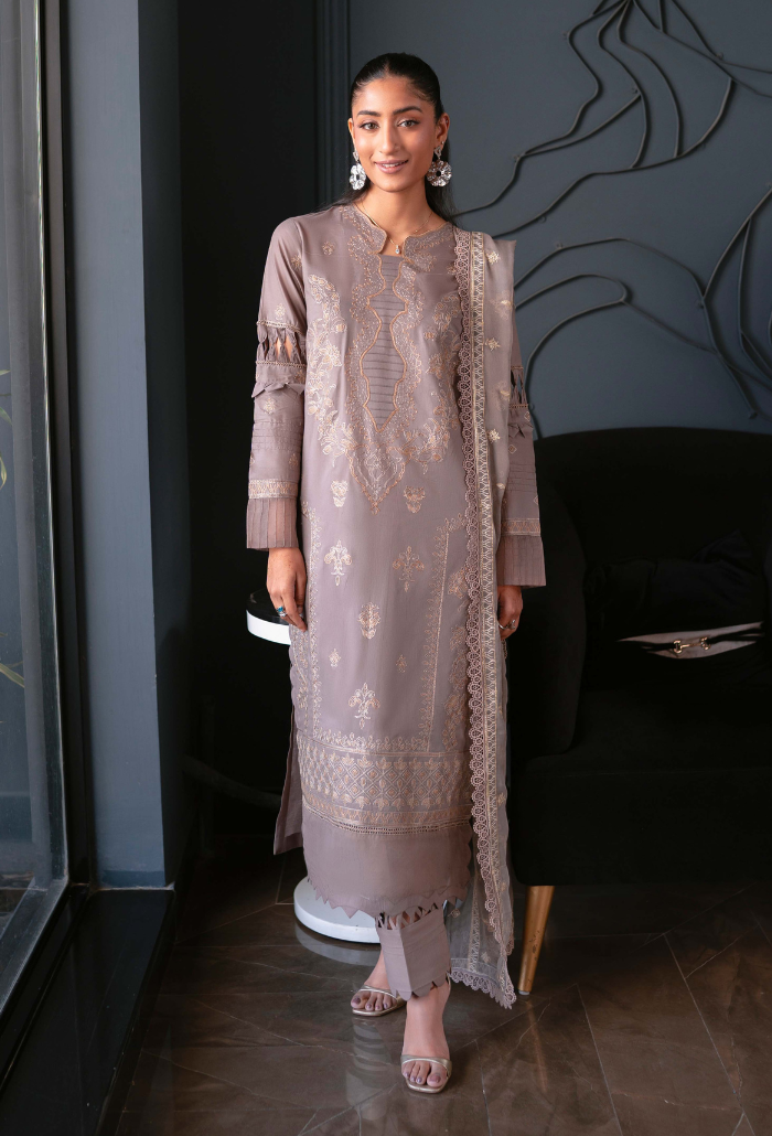 Humdum | Meraki Lawn 24 | d07