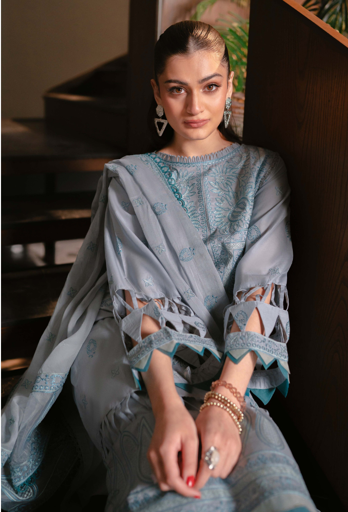 Humdum | Meraki Lawn 24 | d05