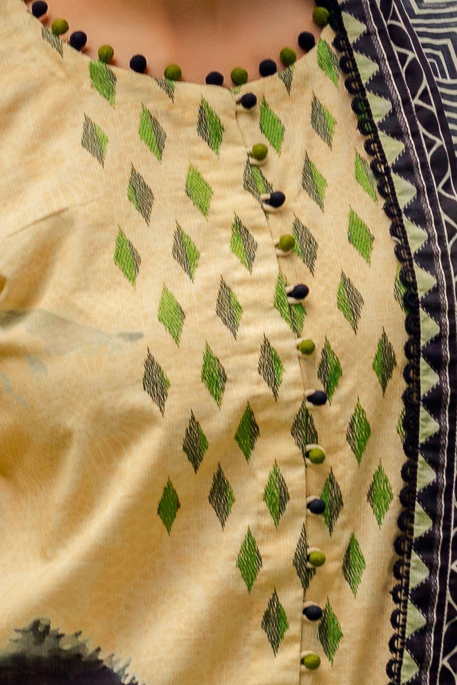 Gul Ahmed | Winter Collection 24 | Khaddar Dupatta K-42013 L