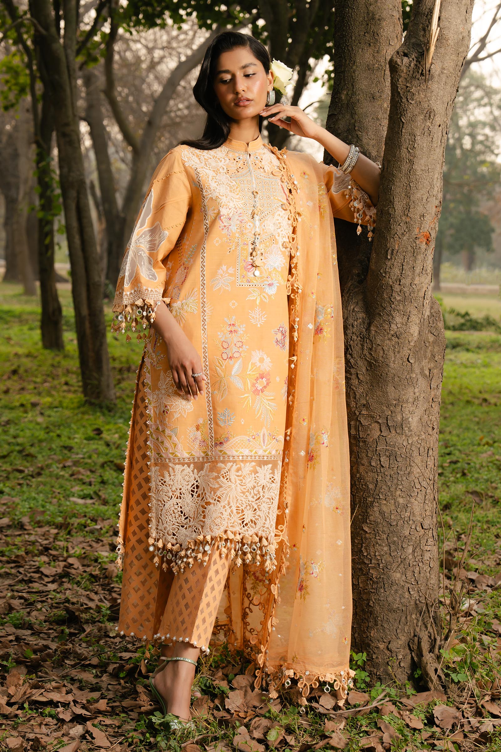 Sana Safinaz | Luxury Lawn 25 | L251-008B-3CT