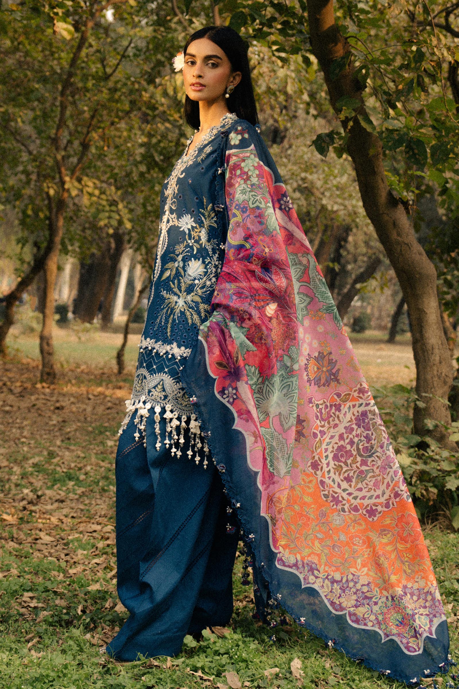 Sana Safinaz | Luxury Lawn 25 | L251-009B-3DI