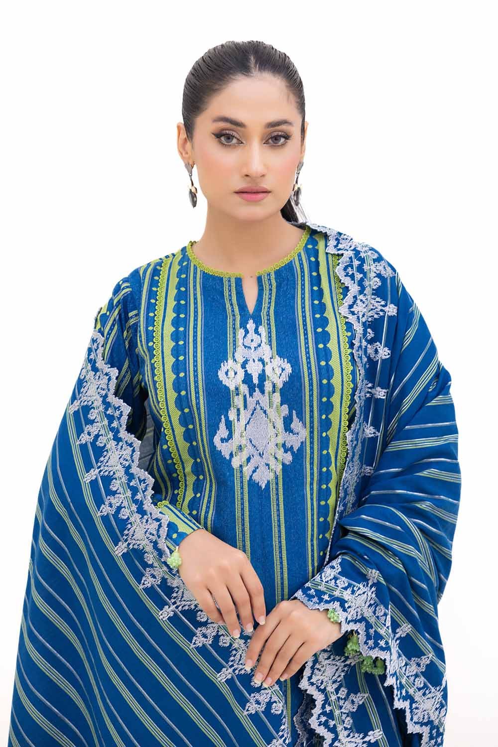 Gul Ahmed | Winter Collection 24 | Jacquard Suit MJ-42051