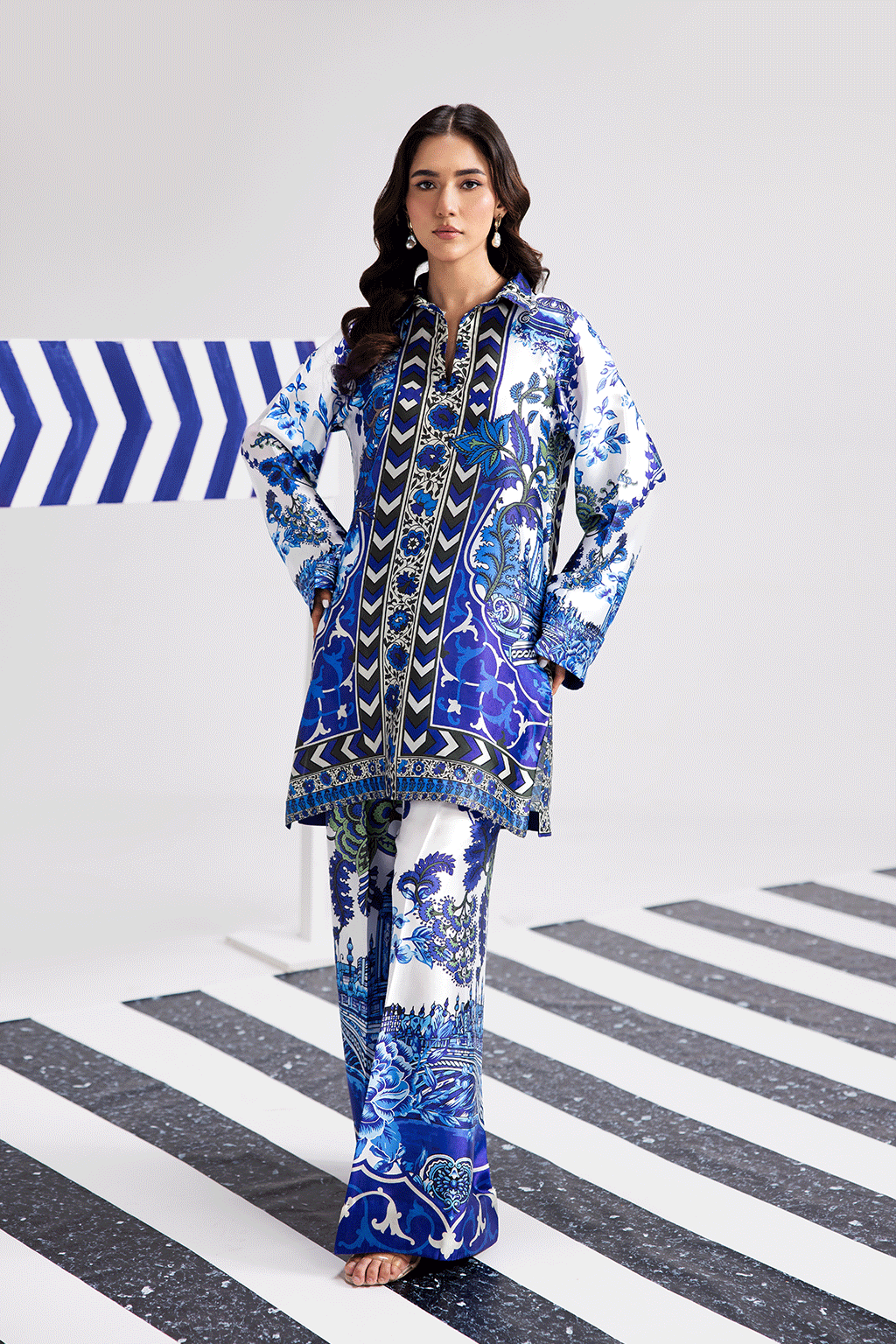 Afsanah | The Print Edit | OCHRE BLOOM AP-104