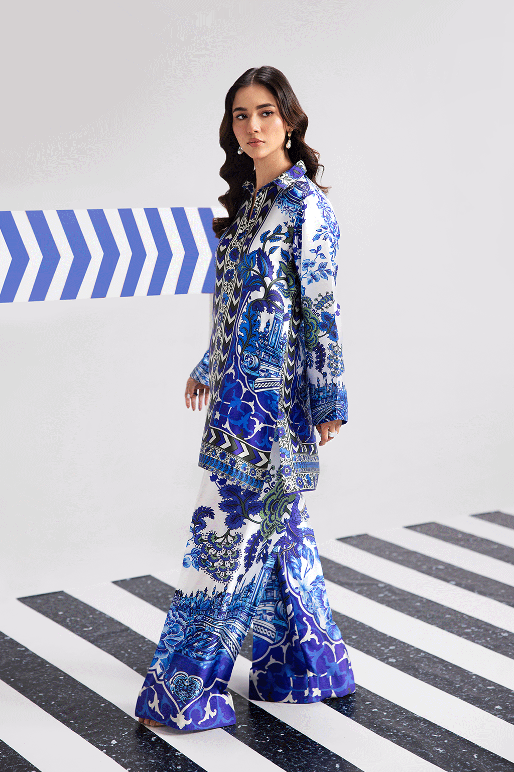 Afsanah | The Print Edit | OCHRE BLOOM AP-104