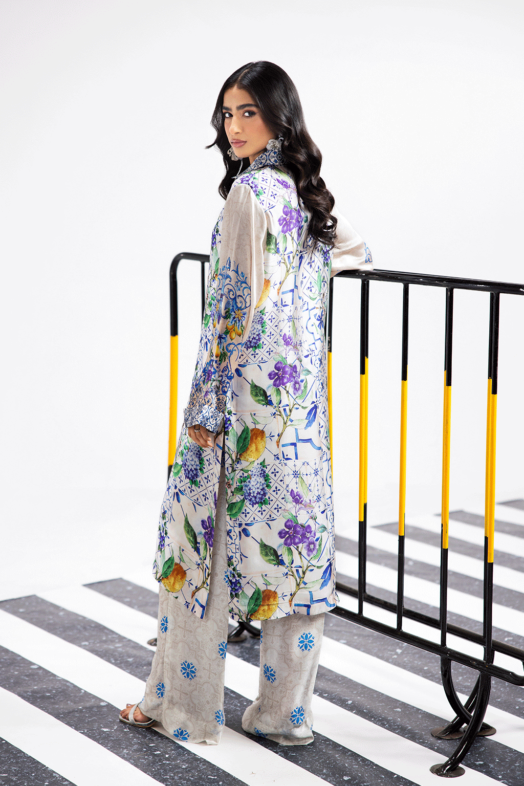 Afsanah | The Print Edit | SUMMER GLORY (extended shirt) AP-105