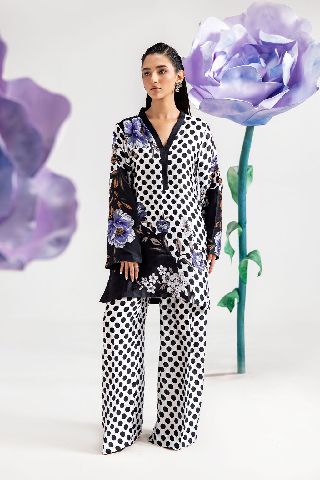 Afsanah | The Print Edit | DARK POLKA AP-110